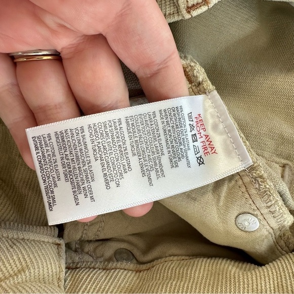 Urban Outfitters BDG Distressed Yellow Corduroy Flare Jeans Pants Womens 27 - Picture 4 of 5